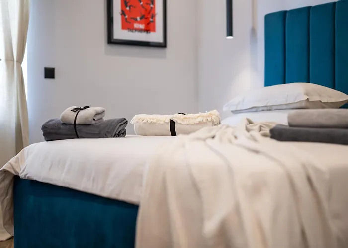 West Coast Deluxe Rooms